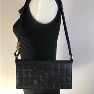 CHANEL CHOCOLATE BAR LAMBSKIN HANDBAG STUNNING